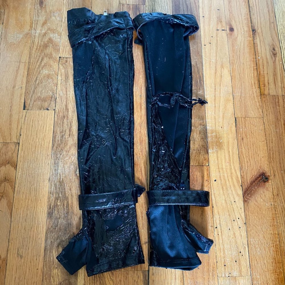 Lip Service Black Elbow Length Fingerless PVC Gloves- BAD CONDITION